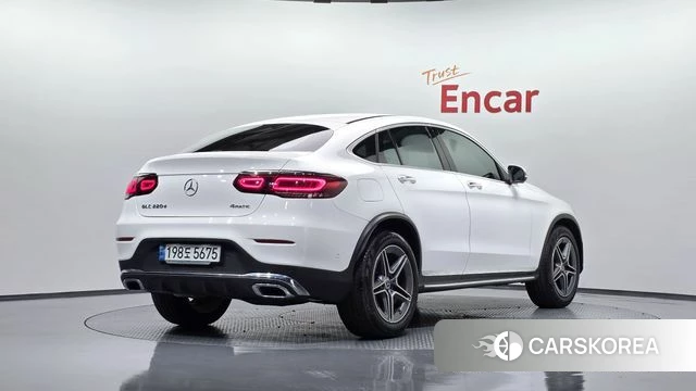 Mercedes-Benz GLC-Class X253 2022 Белый из Кореи