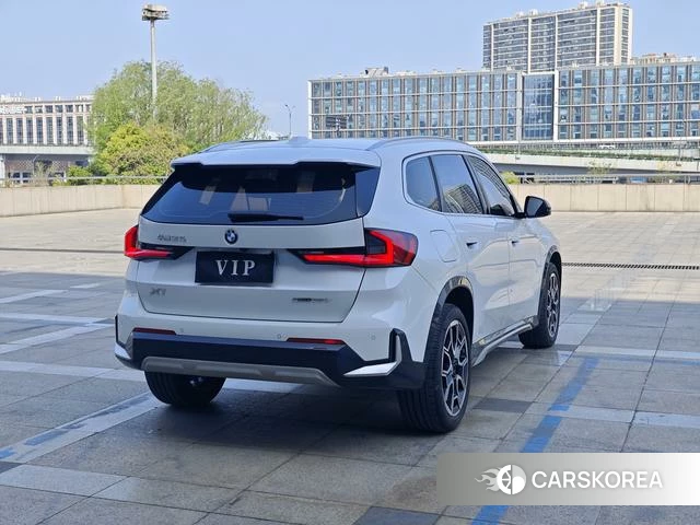 BMW X1 2023 Белый из Китая