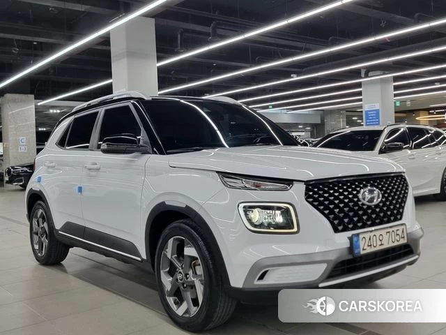 Hyundai Venue 2022 Белый из Кореи
