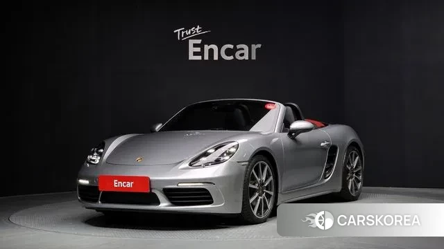 Porsche 718 Boxster 2018 Серебряный из Кореи