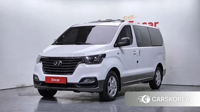 Hyundai The New Grand Starex 2018 Белый из Кореи