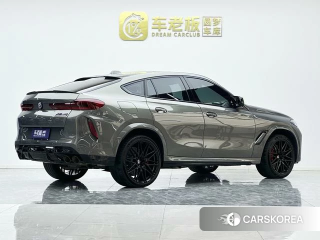 BMW X6 M 2024 Темно-серый из Китая