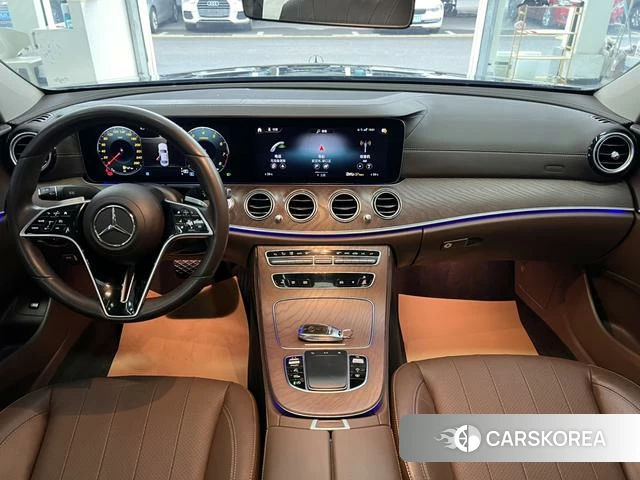 Mercedes-Benz E-class 2023 Черный из Китая