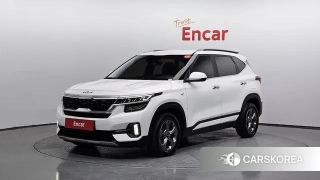 Kia Seltos 2022 Белый из Кореи