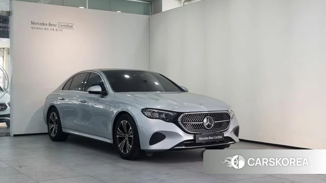 Mercedes-Benz E-Class W214 2025 Серебряный из Кореи