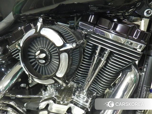 Engine photo