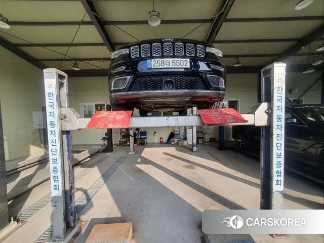 Jeep Grand Cherokee 2021 Черный из Кореи