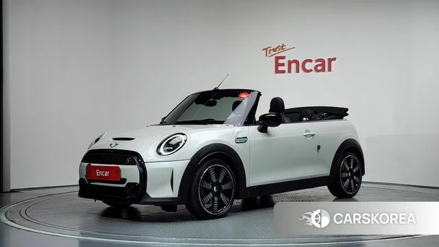 Mini Cooper S Convertible 2023 Белый из Кореи