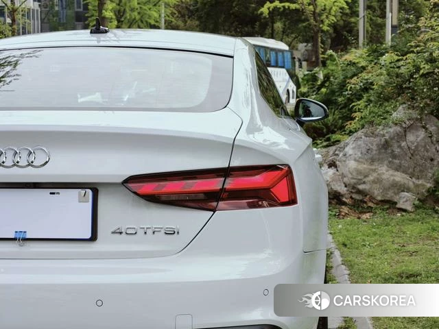 Audi A5 2022 Белый из Китая