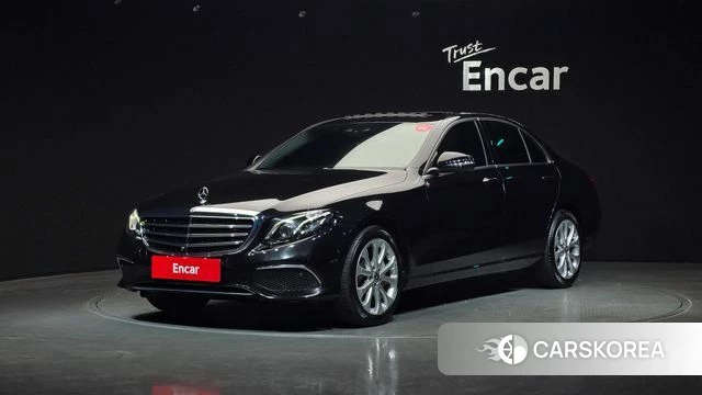 Mercedes-Benz E-Class W213 2018 Черный из Кореи
