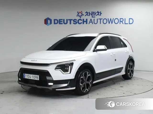 Kia Di Ol Nu Niro 2022 Белый из Кореи