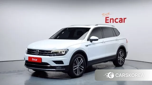 Volkswagen Tiguan Allspace 2018 Белый из Кореи