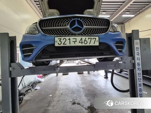 Mercedes-Benz E-Class W213 2019 Белый из Кореи