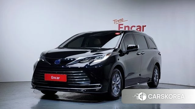 Toyota Sienna 4th Generation 2024 Черный из Кореи