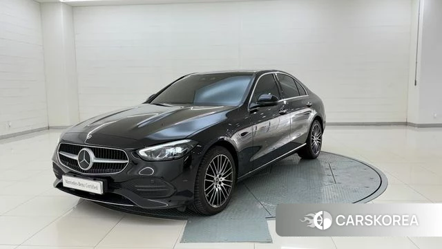 Mercedes-Benz C-Class W206 2022 Черный из Кореи