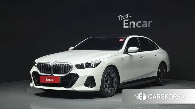 BMW 5 Series (G60) 2024 Белый из Кореи