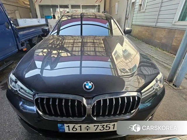 BMW 5 Series (G30) 2022 Серый из Кореи