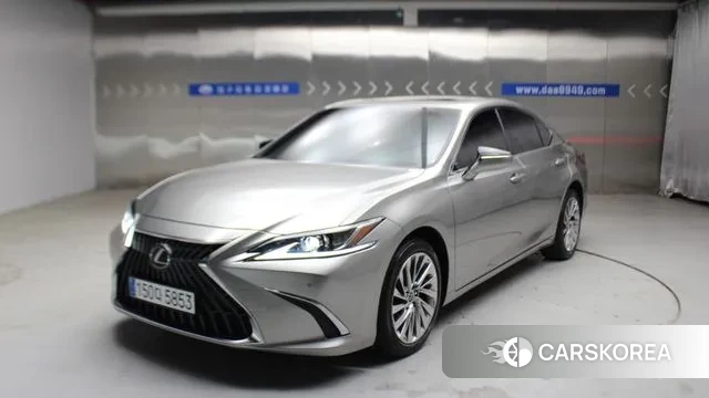 Lexus ES300h 7th generation 2022 Песочный из Кореи
