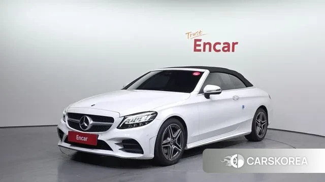 Mercedes-Benz C-Class W205 2019 Белый из Кореи
