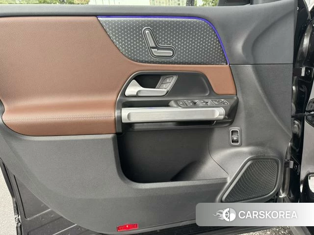 Mercedes-Benz GLB 2024 Черный из Китая