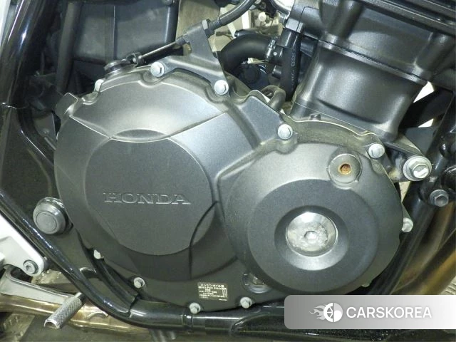 Engine photo