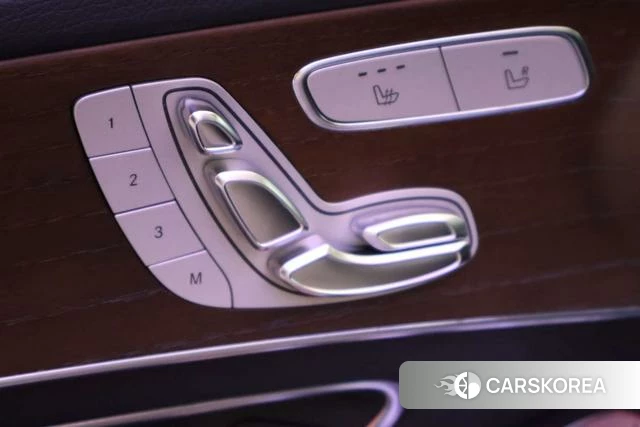Mercedes-Benz GLC 2022 Белый из Китая