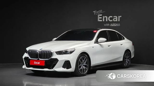 BMW 5 Series (G60) 2025 Белый из Кореи
