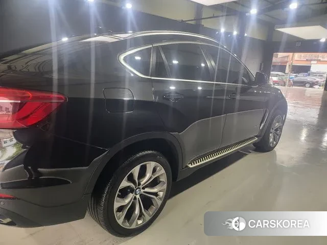 BMW X6 (F16) 2018 Черный из Кореи