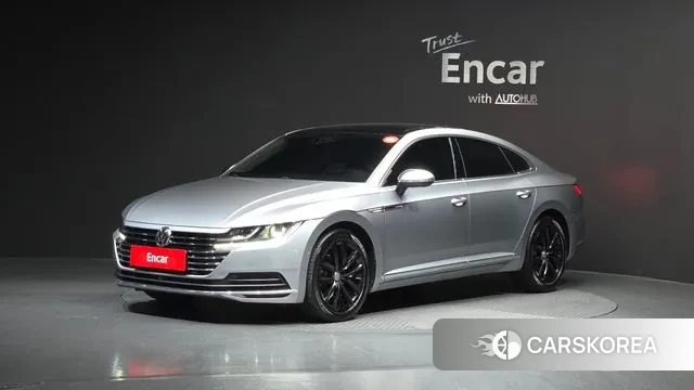 Volkswagen Arteon 2019 Серебристо-серый из Кореи