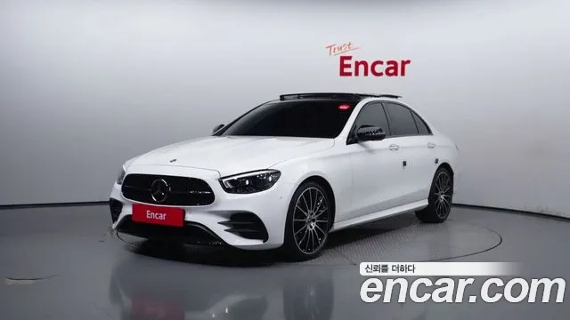 Mercedes-Benz E-Class W213 2023 Белый из Кореи