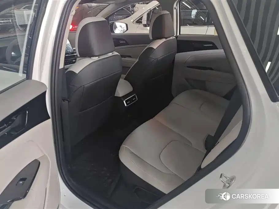 Kia Sportage 2026 Белый из Китая