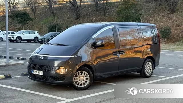 Hyundai Staria 2022 Серый из Кореи