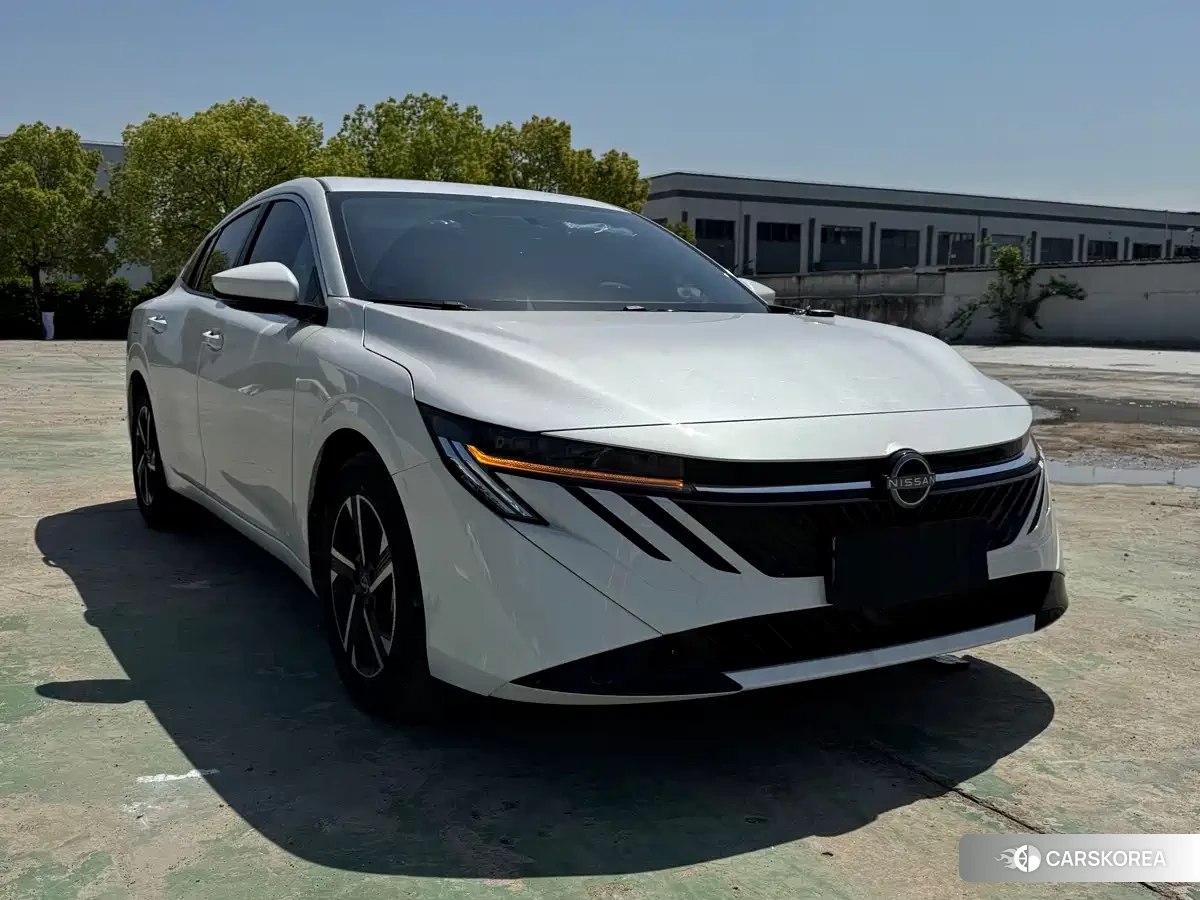 Nissan Sylphy 2026 Белый из Китая
