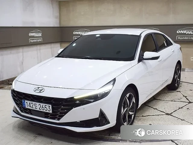 Hyundai Avante (CN7) 2022 Белый из Кореи