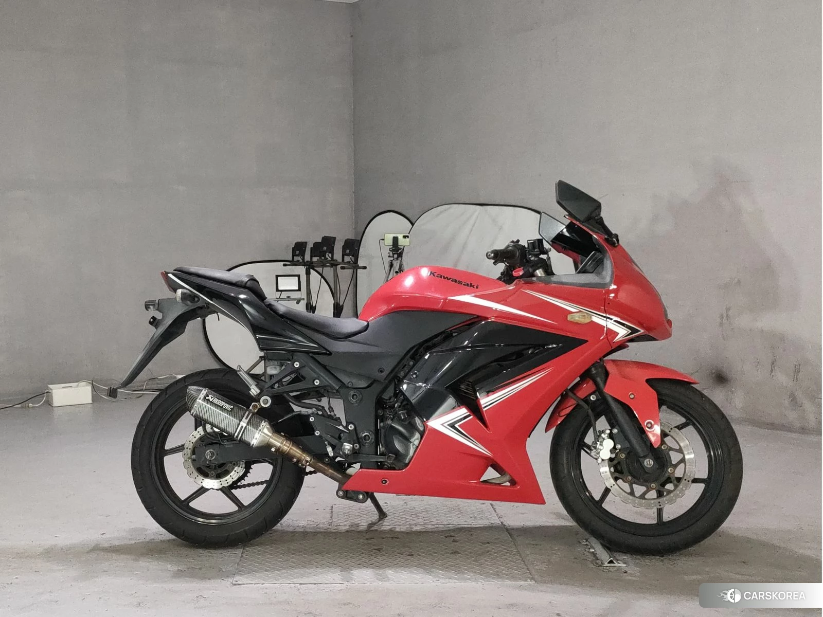 Kawasaki NINJA 250R 2012 из Японии, фото 2