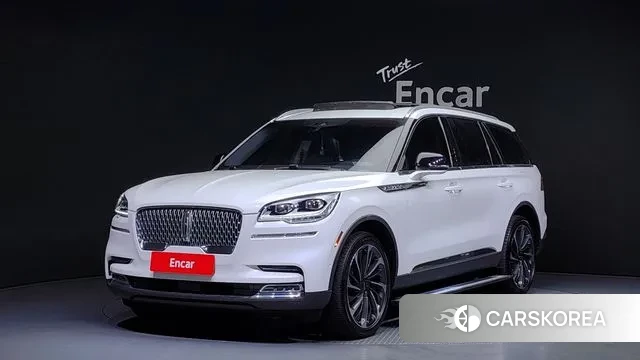 Lincoln Aviator 2nd generation 2020 Белый из Кореи