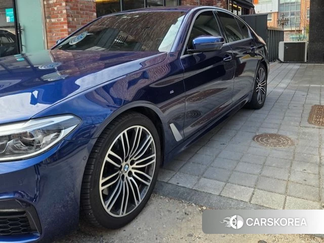 BMW 5 Series (G30) 2020 Синий из Кореи