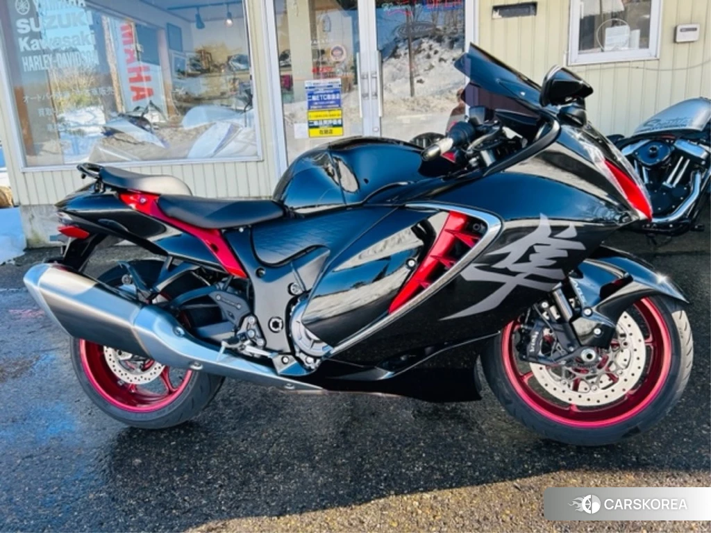 Проданный Suzuki GSX1300R HAYABUSA 2022 из Японии, фото 2