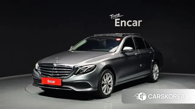 Mercedes-Benz E-Class W213 2019 Серый из Кореи