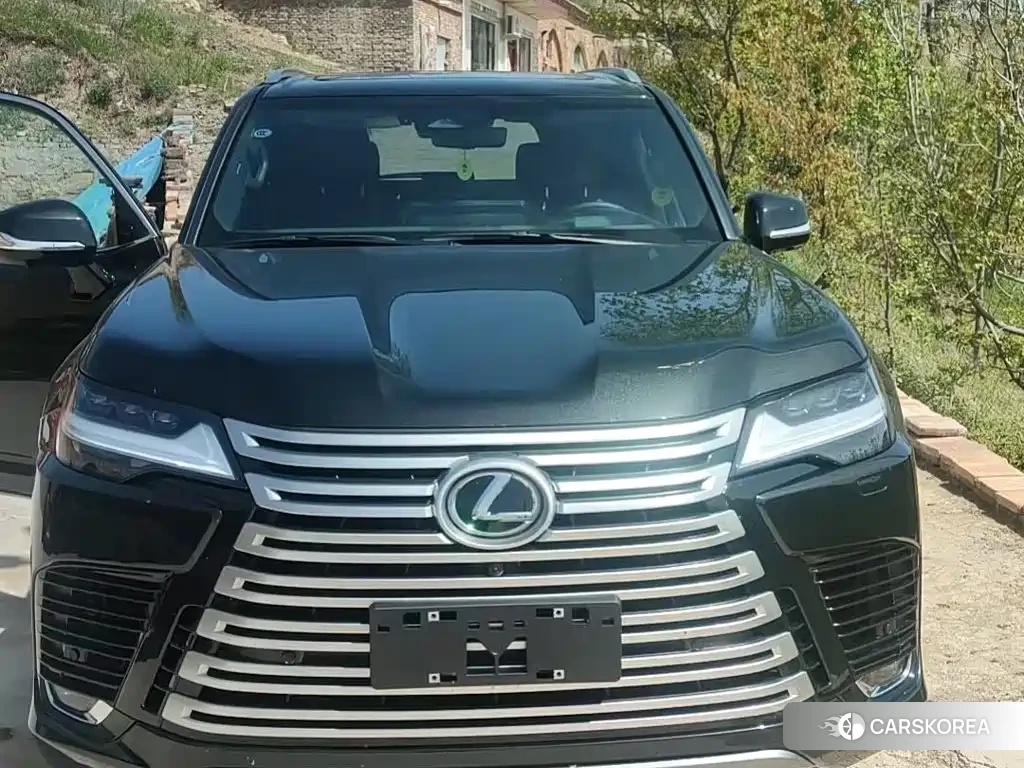 Lexus LX 2025 Черный из Китая