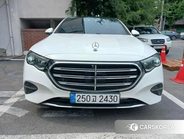 Mercedes-Benz E-Class W214 2024 Белый из Кореи