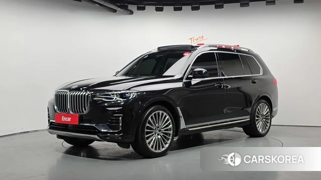 BMW X7 (G07) 2021 Черный из Кореи