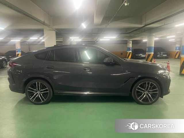 BMW X6 (G06) 2023 Серый из Кореи