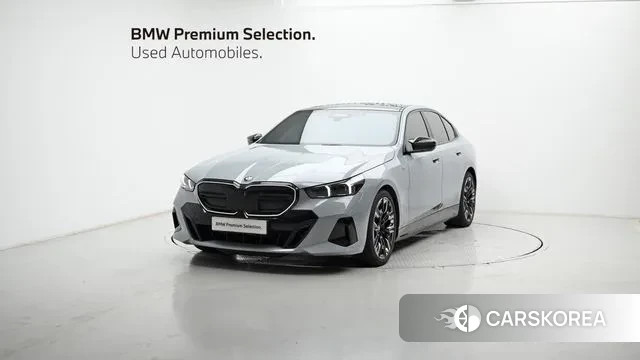 BMW i5 (G60) 2023 Черный из Кореи