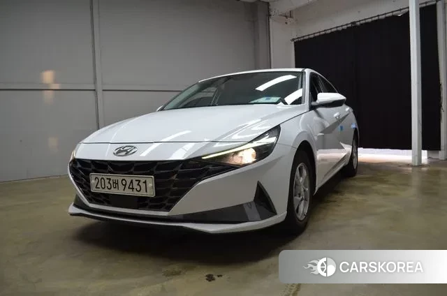 Hyundai Avante (CN7) 2021 Белый из Кореи