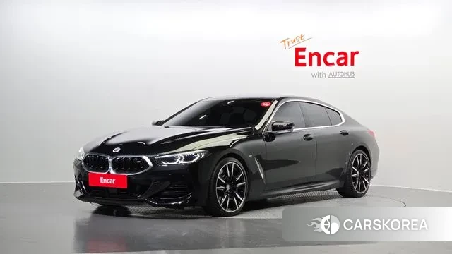 BMW 8 Series (G15) 2022 Черный из Кореи
