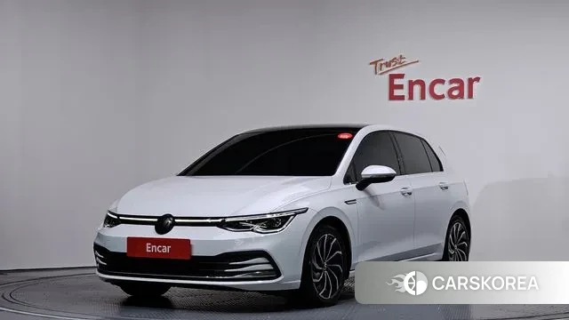 Volkswagen Golf 8th Generation 2022 Белый из Кореи