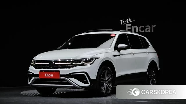 Volkswagen Tiguan Allspace 2023 Белый из Кореи