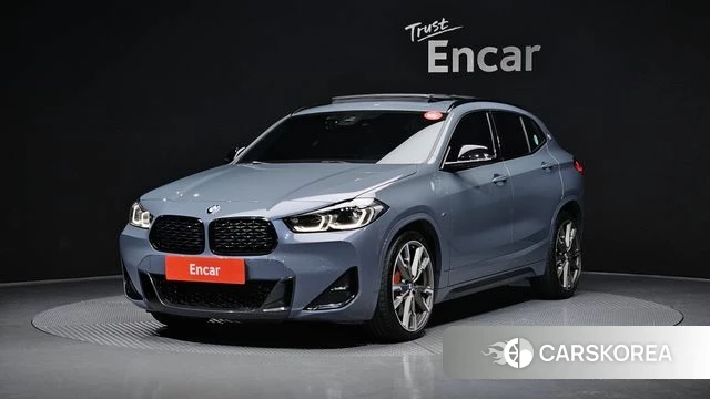 BMW X2 (F39) 2022 Светло-серебряный цвет из Кореи