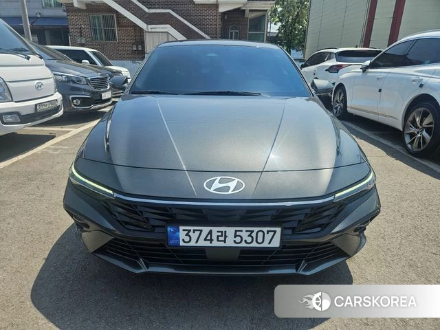 Hyundai The New Avante (CN7) 2023 Серебристо-серый из Кореи